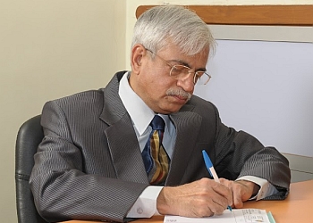 DR. SHABBIR INDOREWALA, MBBS, MS - INDOREWALA ENT HOSPITAL 