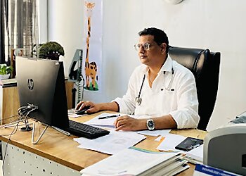 DR. Vikrant B Ghatnatti, MBBS, MD, DM - GHATNATTI ENDOCRINE CENTRE