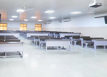 Deogiri Institute of Engineering and Management Studies