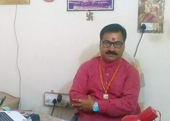 Devegye Mihir Kumar Mishra - ADITYA JYOTISH KENDRA