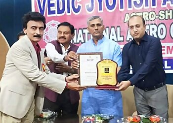 Dharmendra Parmar - MAATANGI VASTU & JYOTISH