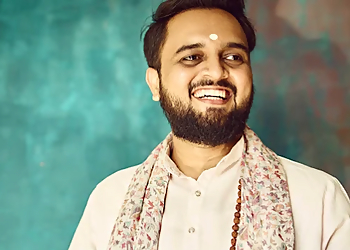 Dharmikshree Astrologer and Spiritual Guide