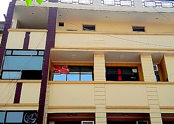 Faridabad Women Hostels Divine PG Girls image 1