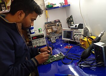 Divine Tech Computer