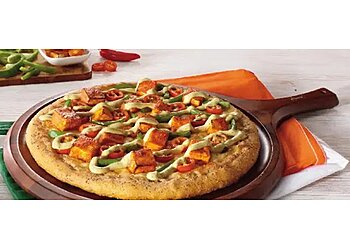 नई दिल्ली पिज्जा रेस्टोरेंट Domino's Pizza Delhi  छवि 1