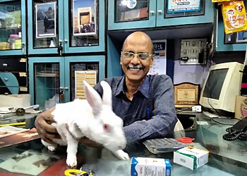 Dr. A,R. Bhadekar - Abhimanyu Pet Clinic & Hostel
