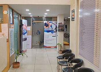 Dr. Abhishek Agarwal, MBBS, MS, DNB Ortho