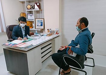 Dr. Abhishek Anand, MBBS, MD, DM (Medical Oncology) - NARAYANA CANCER CENTER