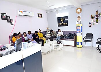 Dr. Abhishek Prakash, MBBS, DVDL, FAM, PGDCC - PRAKASH SKIN AND HAIR CLINIC