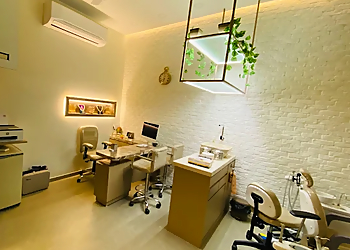 Dr. Achint Chachada, BDS, MDS - DR CHACHADA'S DENTAL SOLUTIONS