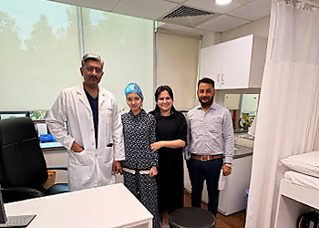 Dr Aditya Gupta, MBBS, MCh - ARTEMIS HOSPITAL