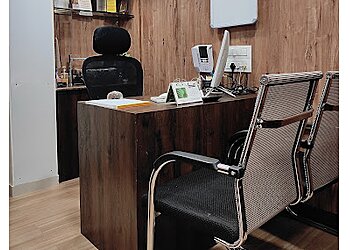 Dr. Aditya Manke, MS, DNB, FNB, FEBS, FRCSED - SANJIVANI CANCER CARE