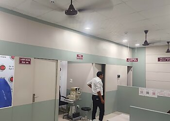 Dr. Aftab Alam, MBBS, DOMS - DR AFTAB EYE CARE