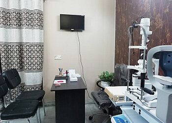 Dr. Ajay Kumar Singh, MBBS, MS - DR. AJAY'S EYE CLINIC