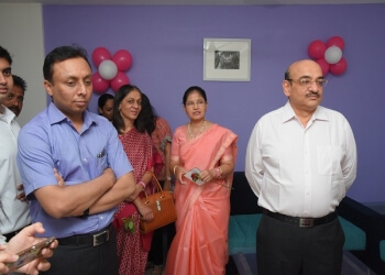 Dr. Ajay Valia, MD, DGO - ISHA MULTISPECIALITY HOSPITAL