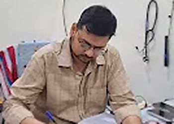 Dr. Akash Singh, MBBS, MD, PGC - SWASTIK DIABETES CLINIC & GENERAL PHYSICIAN CLINIC
