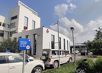 Dr. Akhil Goel, MBBS, MD, DM - MANIPAL HOSPITAL