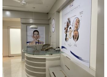 Dr. Alok Dixit, MBBS, MD - TWACHA LASER CLINIC