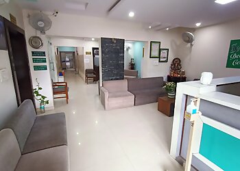 Dr. Aman Bhamri, BDS - DE-TOTO