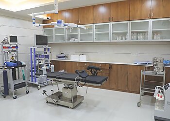 Dr. Aman N. Mukhi, MBBS, MD, DNB - UDGAM WOMEN'S HOSPITAL