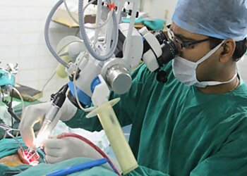 Dr. Ambrish Kumar, MBBS, MS