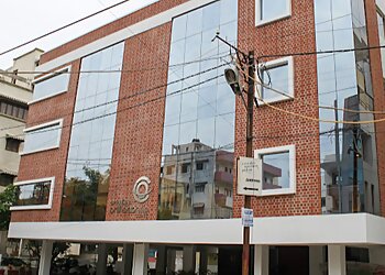 Dr. Amish Mehta, BDS, MDS - CHANDAN ORTHODONTIC CLINIC