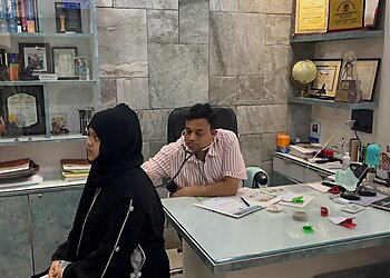 Dr. Amit Aggarwal, MBBS, MD - AGARWAL CHEST AND DENTAL CARE CENTER