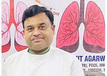 Dr. Amit Aggarwal, MBBS, MD - Agarwal Chest And Dental Care Center