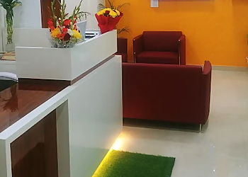 Dr. Amit Gupta, MBBS, DNB, FACE, FRCP, FACP, DFID, PGD Diabetes, FICP, FRSSDI - CENTRE FOR DIABETES