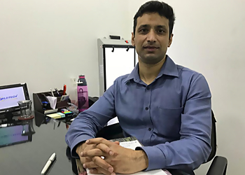 Dr. Amit Gupta, MBBS, MS, MCH - NEURO & SPINE CLINIC