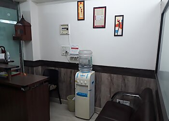 Dr. Amit Mittal, MBBS, MD, DM - V-CARE HEART CENTER