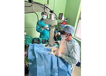 Dr. Amit Pundalik Gadkar, MBBS, MD - DR. GADKAR EYE HOSPITAL & RETINA CENTER