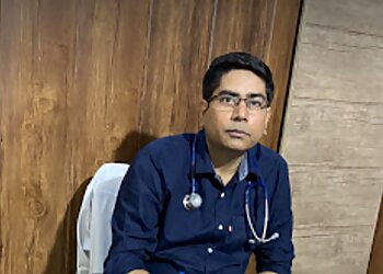 मेरठ कार्डियोलॉजिस्ट Dr. Amit Sharma, MBBS, MD, DM - SWASTHAGRAHA HEART CENTRE AND GYNAE CLINIC छवि 1