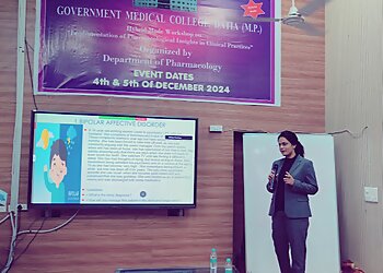 Dr. Amrita Chauhan, MBBS, MD