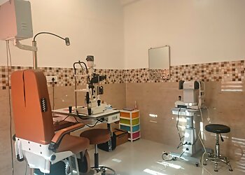 Dr Anchal Jain, MBBS, MS - DR ANCHAL JAIN CHANDRA HI-TECH ENT CLINIC