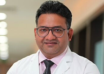 नॉएडा नेफ्रोलॉजिस्ट Dr. Anil Prasad Bhatt, MBBS, MD, DM - MAX SUPER SPECIALITY HOSPITAL छवि 1