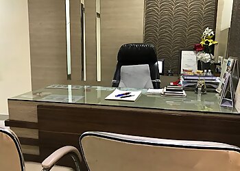 Dr. Anju Mishra BDS - DR. ANUJ DENTAL IMPLANT & ORTHODONTIC CENTER