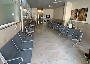 Dr. Ankit Mehra, MBBS, MD