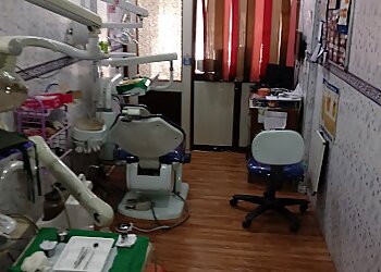 Kalyan Dombivli Orthodontists Dr. Ankit Shah, MDS - SHINING PEARLS DENTAL CLINIC image 1