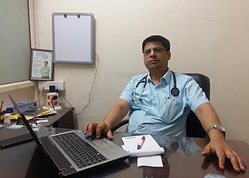 Dr. Ankur Gahlot, MBBS, MD, DM - RUKMANI BIRLA HOSPITAL