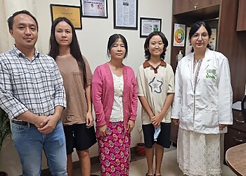 Dr. Anuja Porwal, MBBS, DNB - FORTIS HOSPITAL