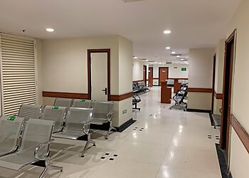 Dr. Anup Gulati, MBBS, MS, DNB - FORTIS ESCORTS HOSPITAL