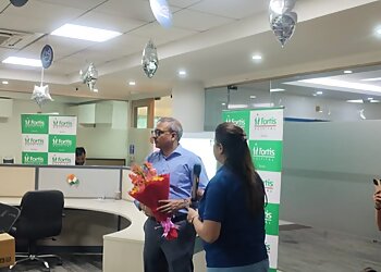 Dr. Anurag Aggarwal, MBBS, DA, MD, ISNACC - Aggarwals Gynae and Spine Pain Clinic