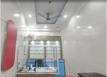 Dr. Apoorv Sinha, MBBS, MD