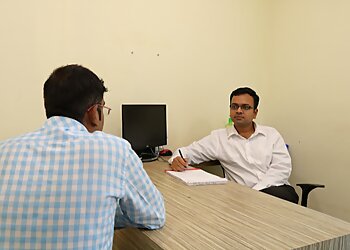 Dr. Arnab Ghosh Hajra, MBBS, MD