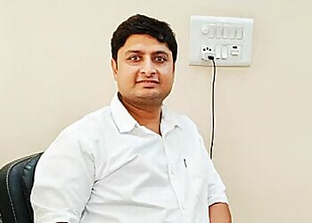 ग्वालियर दंत चिकित्सक Dr. Arpit Agarwal, BDS, MDS - SAMADHAN DENTAL CLINIC छवि 1