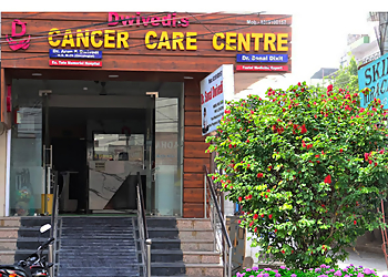 Dr. Arun Prakash Dwivedi, MBBS, MS - DWIVEDI'S CANCER CARE