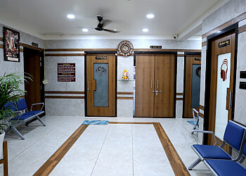 Dr. Arvind Valia, MBBS, MS, DNB(Urology) - VALIYA MATERNITY & UROLOGY HOSPITAL