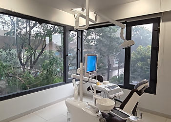 Dr. Arya’s Dental Clinic