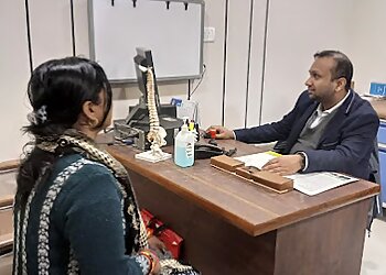 Dr. Ashish Jain, MBBS, MS, M.Ch - BACK & NECK CLINIC